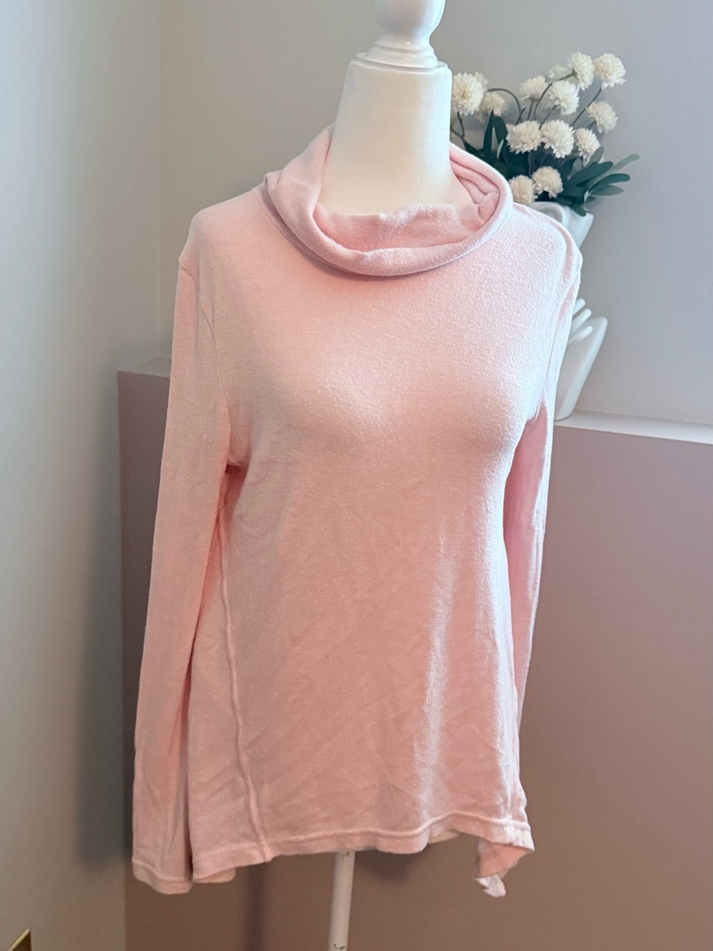 Women’s Small Soft Pink Women's Cowl Neck Sweater